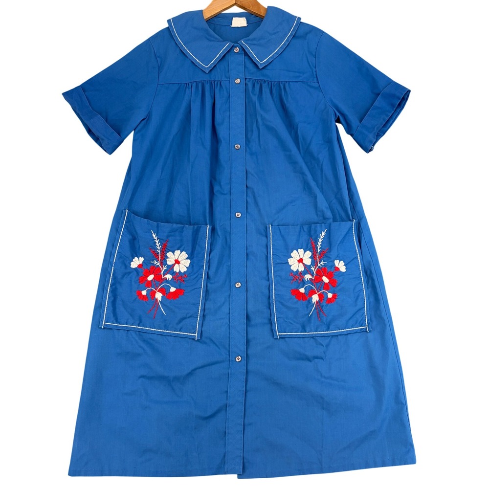 Vintage Blue Floral Embroidered Button Front House Dress Duster Peter Pan Collar